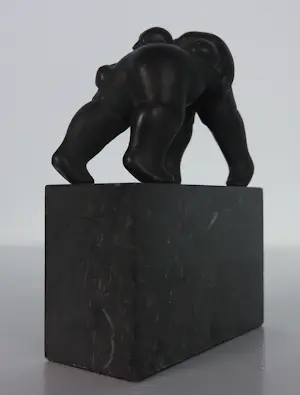 Jan Pieter Leeuwenburgh - Set van drie bronzen beeldjes, Hardloper, Worstelaars en Zwanger kopen? Bied vanaf 300!