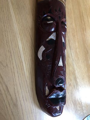 Niet of onleesbaar gesigneerd - Zeer groot (1 meter lang!) en expressief Afrikaans masker kopen? Bied vanaf 1!