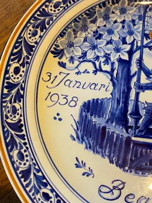 Porceleyne Fles - herdenkingsbord geboorte prinses Beatrix kaufen? Bieten Sie von 55!