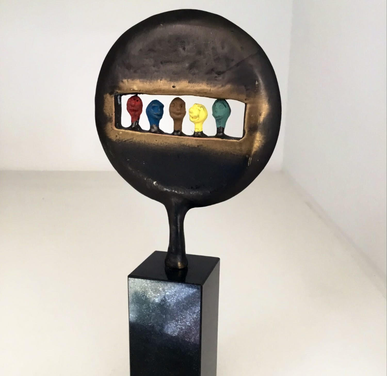 Corry Ammerlaan - Sculptuur “ Kijk in de toekomst ! “ kopen? Bied vanaf 1!
