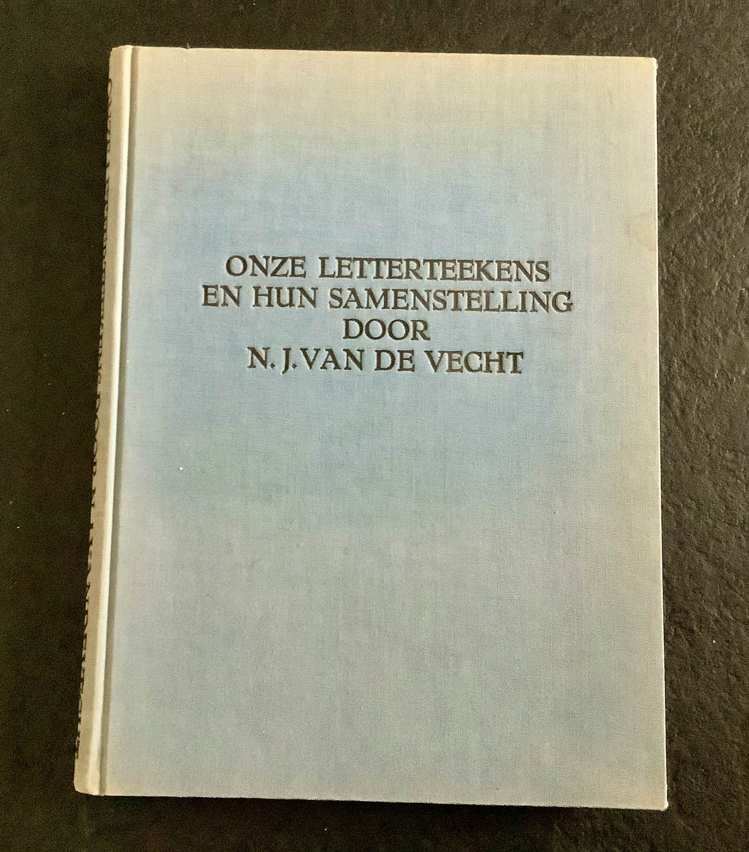Antiquarisch Boek - Lettertekens kopen? Bied vanaf 30!