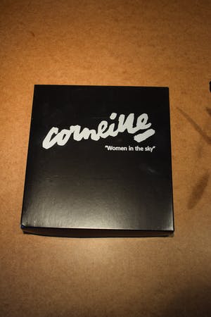 Corneille - Mobile - Woman in the Sky kopen? Bied vanaf 300!