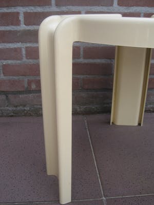 Giotto Stoppino - Bijzettafel voor Kartell Italië kopen? Bied vanaf 40!