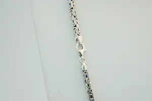 60 - Lang (65cm) & massief 1e gehalte (925/1000) zilveren "konings" ketting kopen? Bied vanaf 90!