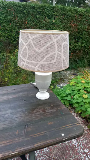 Wedgwood - 2 lampvoet met kap kopen? Bied vanaf 95!