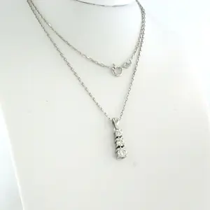14k wit gouden collier met hanger met briljant geslepen diamant tot. 0.48ct kopen? Bied vanaf 625!