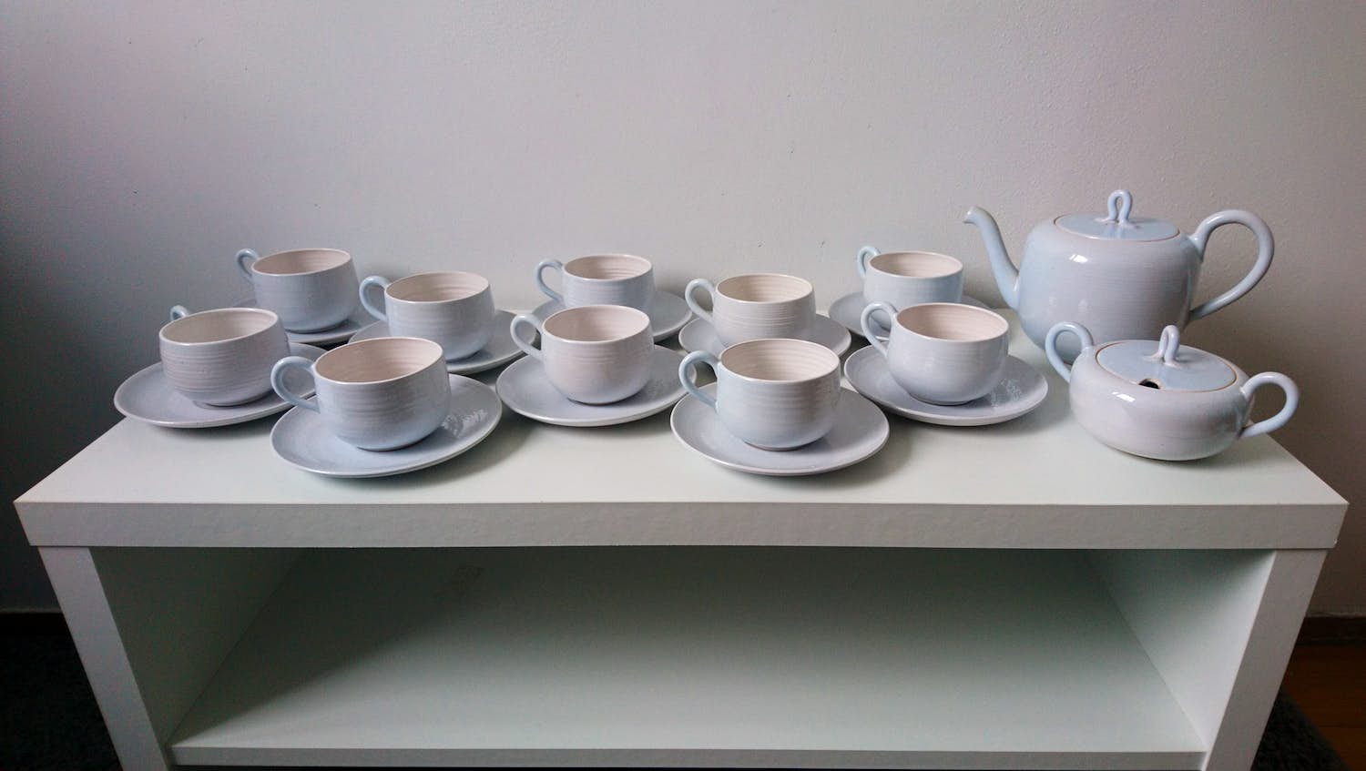 Edmond Bellefroid - Handgedraaid theeservies KAB (Klei Atelier Brunssum) 1946-1950 verkocht voor € 50!