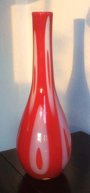 Niet of onleesbaar gesigneerd - DESIGN GLAZEN VAAS verkocht voor € 1!