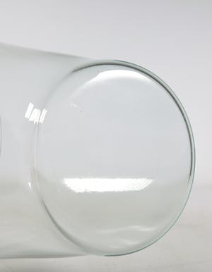 Bert Frijns - Glas, Leunende vaas kopen? Bied vanaf 250!