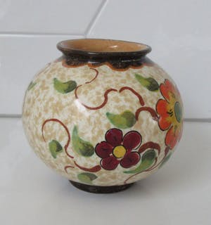 Plateelbakkerij Zenith - Klein platelen Bolvaasje decor Bloesem kopen? Bied vanaf 10!