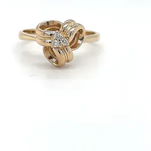 Verspielter Ring in 14 Karat (585) Gelbgold mit hochfeinen Brillanten TW kopen? Bied vanaf 220!