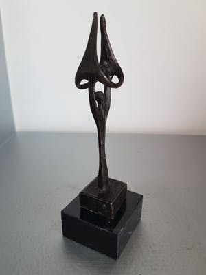 Corry Ammerlaan - Beeld " Sterke eenheid " kopen? Bied vanaf 20!