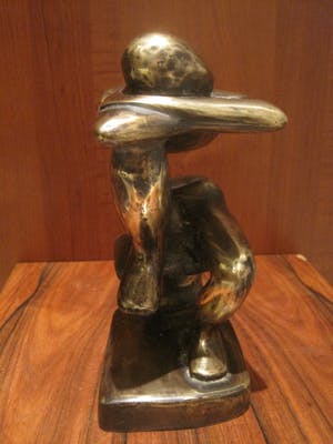 Brons (Onbekend) - Zittende rustende man. kopen? Bied vanaf 130!