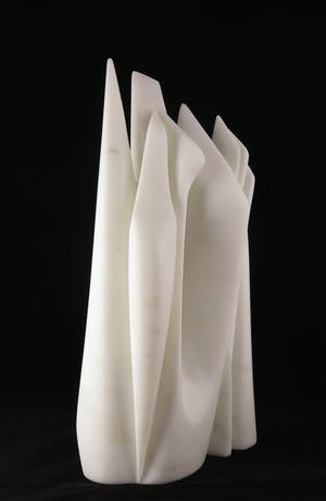 Buy Pablo Atchugarry - Uniek Carrara marmeren sculptuur, Senza titolo? Bid from 12000!