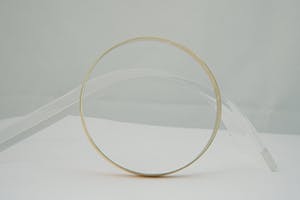 2513 - Fraaie 18 karaats geel-gouden glad afgewerkte "Bangle" amband - gekeurd kopen? Bied vanaf 490!