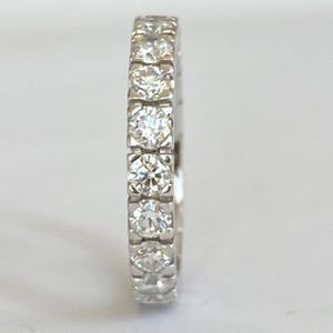 14 karaats witgouden alliance ring met diamanten ca. 2,00 crt kopen? Bied vanaf 1700!