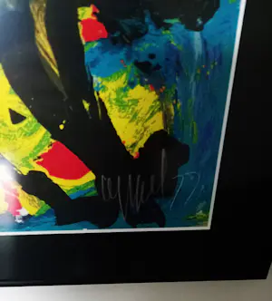 Karel Appel - 'Spelend in Blauw' (nieuw gelijst) kopen? Bied vanaf 1250!