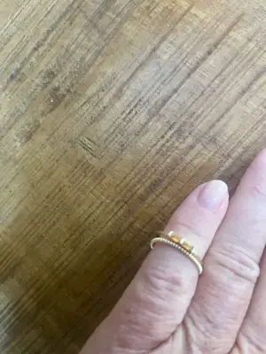 Twee gouden aanschuifringen kopen? Bied vanaf 225!