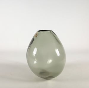 Per Lutken - Glas, Grijze druppelvaas door Holmegaard kopen? Bied vanaf 1!