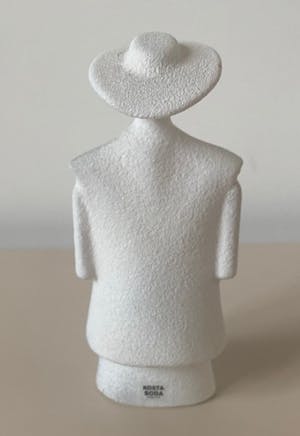 Kjell Engman - Glazen figuur "Catwalk Poncho White" - Kosta Boda kopen? Bied vanaf 58!