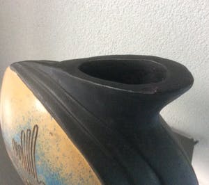 Niet of onleesbaar gesigneerd - Vaas met vogelfiguren kopen? Bied vanaf 1!