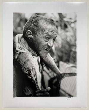 Buy Nico Koster - handgesigneerde foto | 'Cubaanse visser' | 1999? Bid from 75!