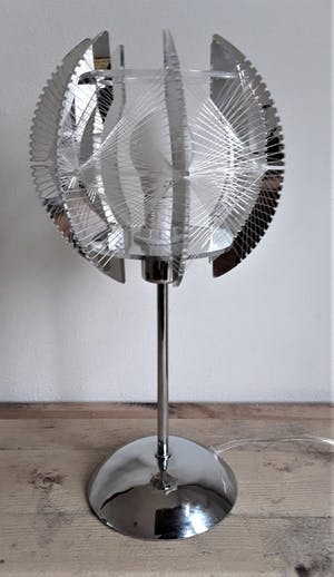 Niet of onleesbaar gesigneerd - Gemerkt Globo- Tafellamp, vermoedelijk ontwerp Paul Secon Swag kopen? Bied vanaf 1!