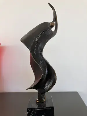 Bernadette Leijdekkers - Danseres groot uitgevoerd kopen? Bied vanaf 100!