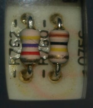 Juul Jacobs - Ring van polyester met computerchip – 2003 - Tussen Kunst en Kitsch kopen? Bied vanaf 75!