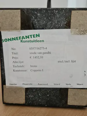 Joep Coppens - Brons beeld genaamd de Vrede van Gandhi kopen? Bied vanaf 475!