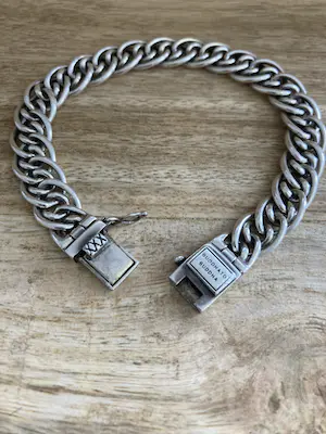 Zilveren Boeddha To Boeddha armband met bakslot en veiligheidsachtje kopen? Bied vanaf 115!