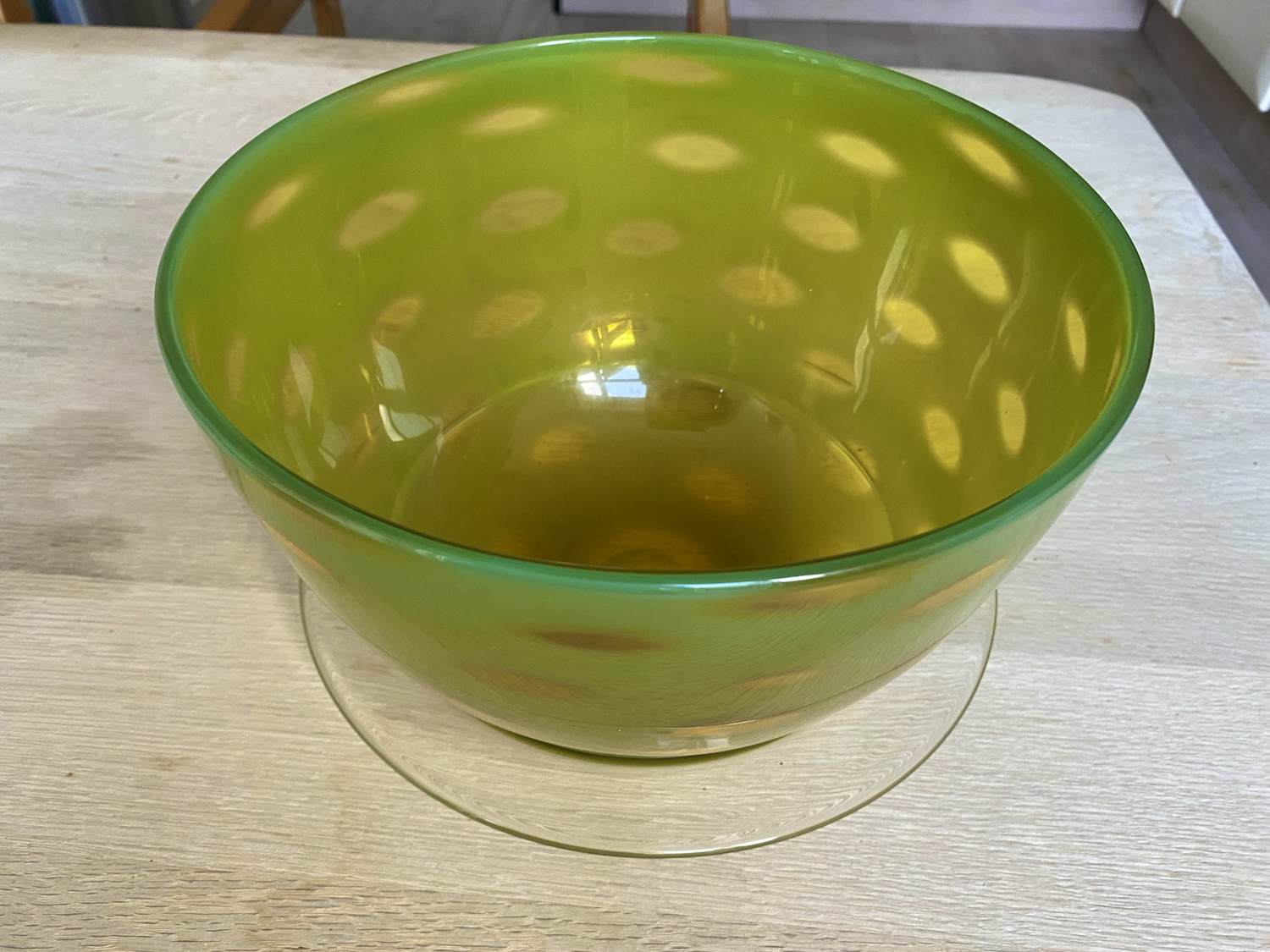 Winnie Teschmacher - Bijzonder glasontwerp kopen? Bied vanaf 180!