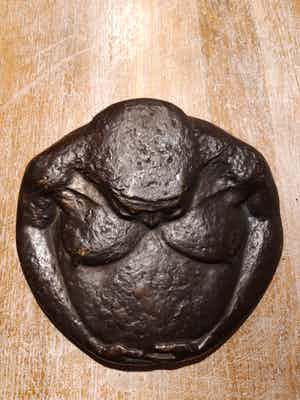 Guus Hellegers - Zwangere - bronzen penning verkocht voor € 350!