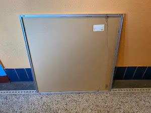 Niet of onleesbaar gesigneerd - Vintage Bloem Stilleven aquarel op textiel of zijde kopen? Bied vanaf 1!