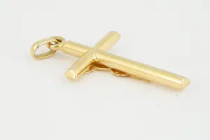 11 - Zo goed als nieuwe  18 krt geel gouden corpus christi kruis hanger kopen? Bied vanaf 110!