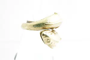 89 - Aparte geel-gouden 18 krt ring met 2 vissen - gekeurd - kleine maat! kopen? Bied vanaf 310!