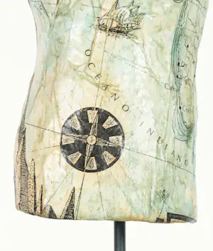 Niet of onleesbaar gesigneerd - Sculptuur van Papier-maché op een ijzeren houder kopen? Bied vanaf 1!
