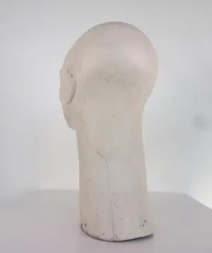 Ida De Roy - Set van twee sculpturen van keramiek, Hoofden kopen? Bied vanaf 200!