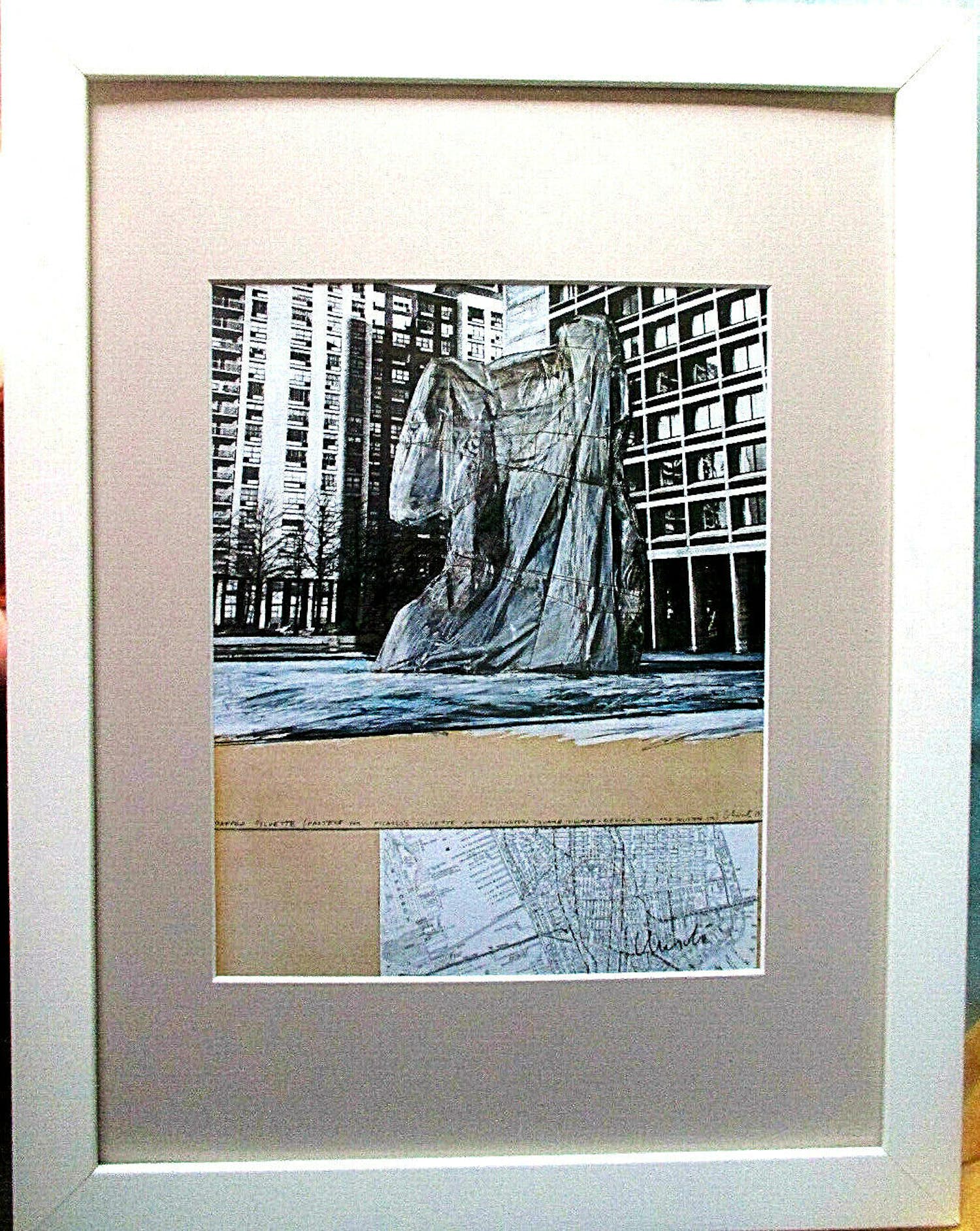 Christo - Wrapped Sylvette - Washington Square verkocht voor € 205!