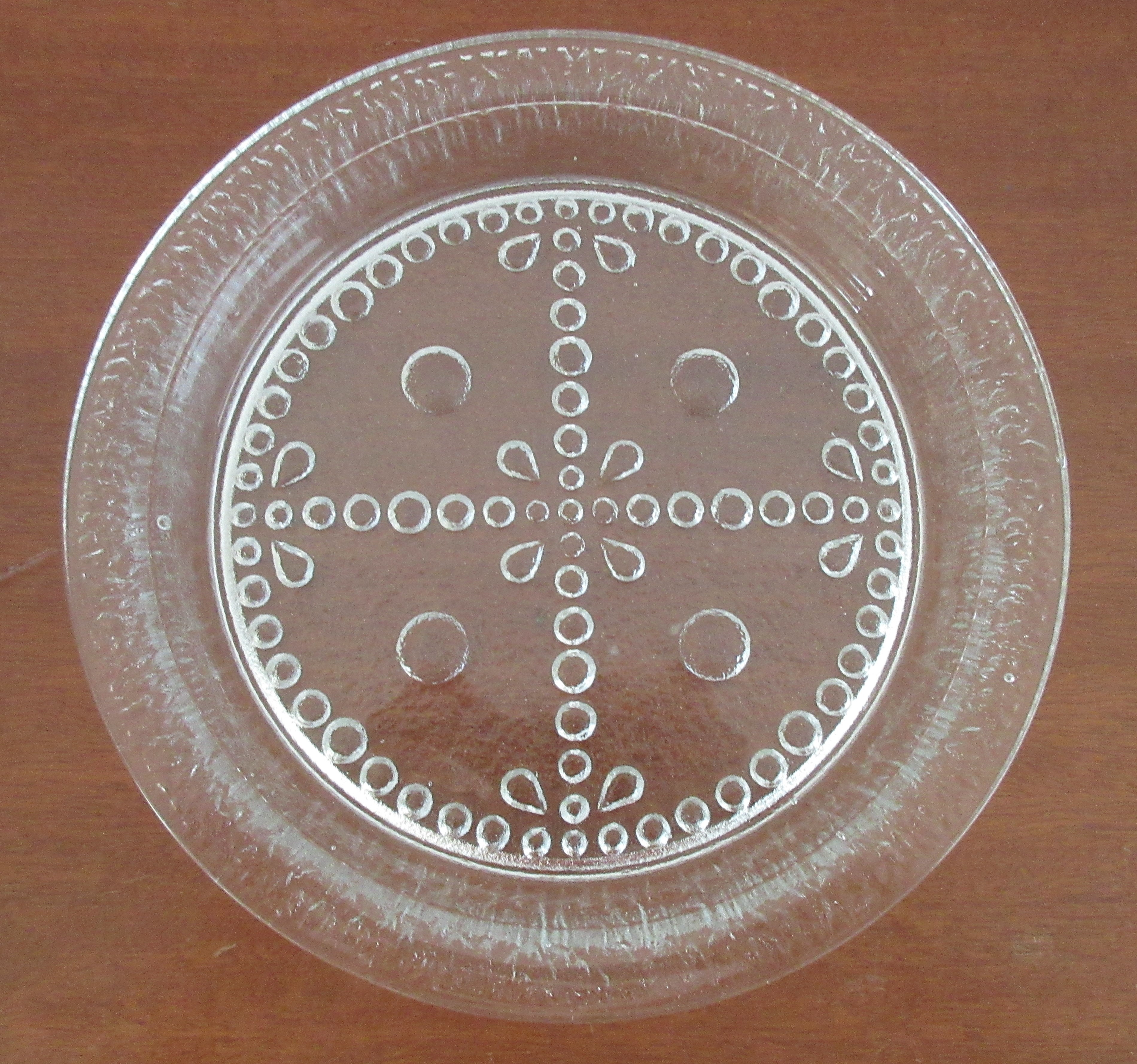 Niet of onleesbaar gesigneerd - Scandinavisch vintage blankglazen schaal kopen? Bied vanaf 1!