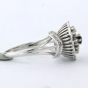 18k witgouden ring bezet met saffier en single cut geslepen diamanten tot. 0,25c kopen? Bied vanaf 750!