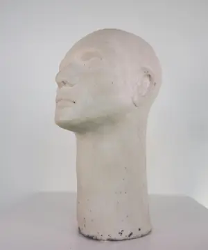 Ida De Roy - Set van twee sculpturen van keramiek, Hoofden kopen? Bied vanaf 200!