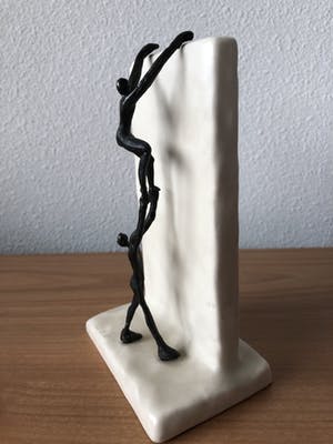 Corry Ammerlaan - Prachtig beeldje - " DE TOP BEREIKEN " kopen? Bied vanaf 35!