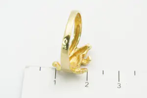 77 - Unieke,  mooi gedetailleerde 18krt geel-gouden krokodil ring - kleine maat! kopen? Bied vanaf 145!