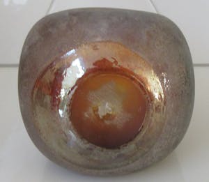 Johann Loetz Witwe - Art Nouveau Oranje glazen Irise knijpvaas kopen? Bied vanaf 85!