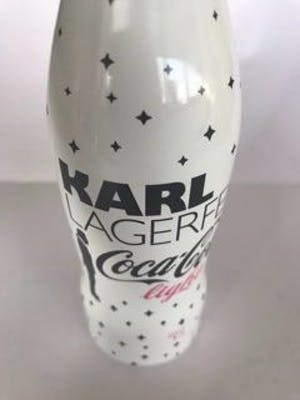 Karl Lagerfeld - 3 Flesjes van blik , Coca Cola – 2011 – Limited edition kopen? Bied vanaf 1!