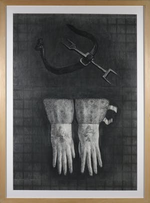 Marc Vercouteren - Houtskool, Compositie met handschoenen en kettervork - Ingelijst kopen? Bied vanaf 1!