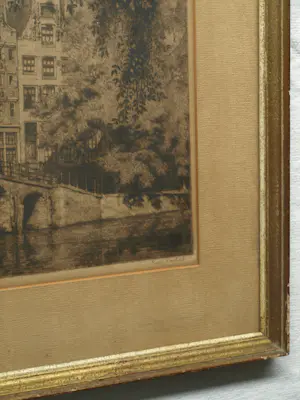 Willem Gerard Hofker - Ingelijste ets , Stadsgezicht Amsterdam - 1928 kopen? Bied vanaf 50!