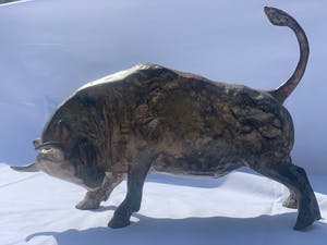 Pierre Chenet - Bronzen stier kopen? Bied vanaf 320!