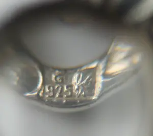 Internationaal Zilver - 925 - grote hanger barnsteen in florale setting kopen? Bied vanaf 90!